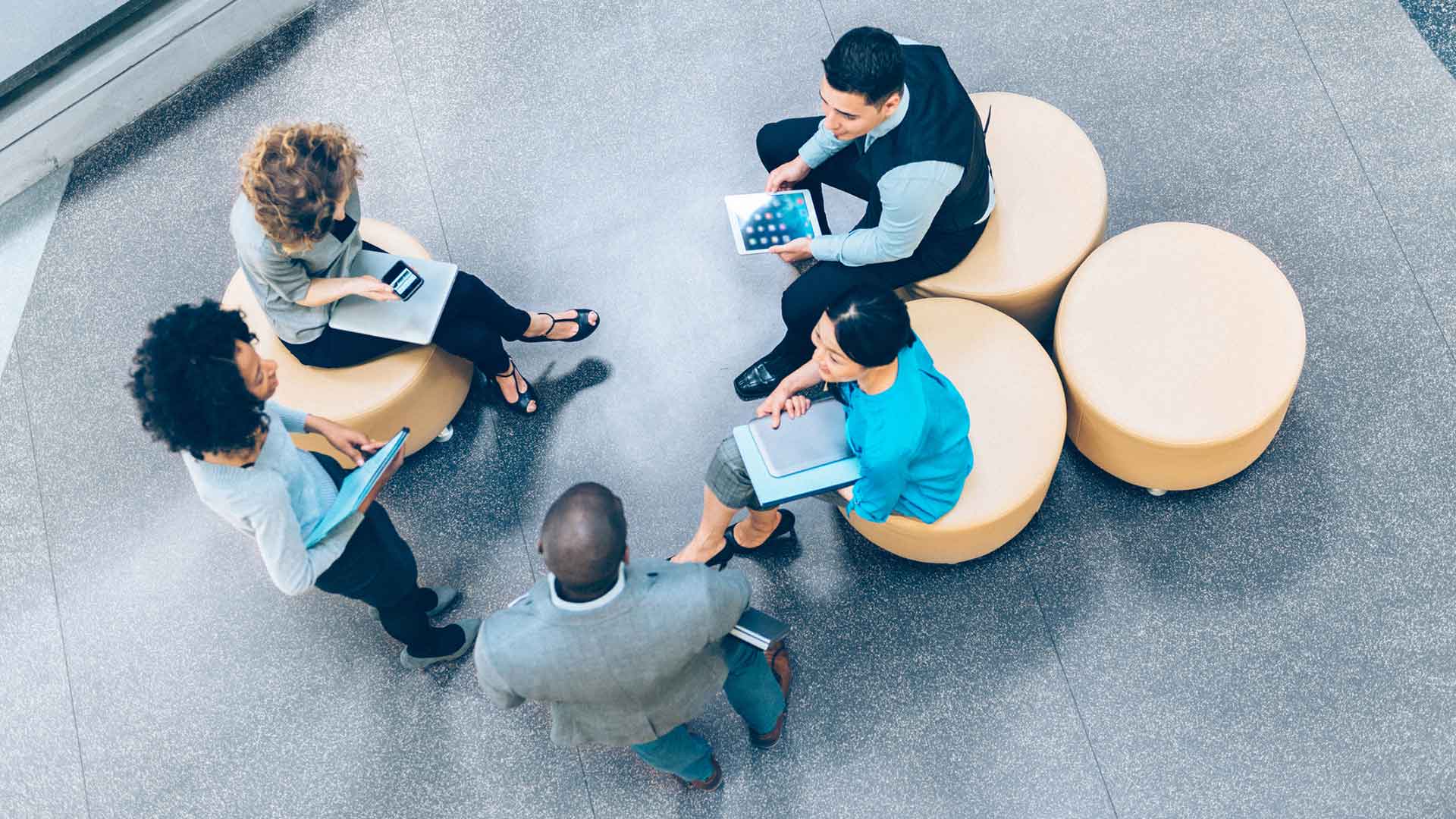 Teams need to work closely to prepare consistent messages to the customer. Sharing call details via iovox.